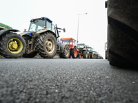 Αχαΐα: Στους δρόμους οι αγρότες - Μπλόκα...
