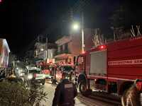 Πάτρα: Φωτιά σε εγκαταλελειμμένο κτίριο ...