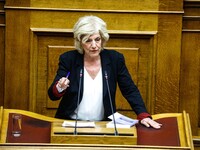 Σία Αναγνωστοπούλου: Nα πάρετε πίσω το Π...