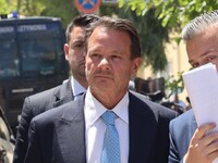 Το χρονικό των γεγονότων μέχρι την έκδοσ...