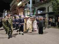Πάτρα- Περιφορά Επιταφίων: Η ατμόσφαιρα ...