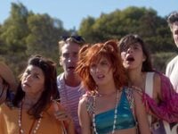 Hotel Ελβίρα: Ο Χάρι κάνει ερωτική εξομο...