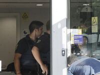 Επαγγελματίες ο "παπάς" με το ...