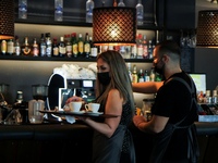 Χαλάρωση μέτρων: Aπελευθέρωση του ωραρίο...