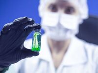 Κορωνοϊός: Ποιοι πρέπει να μένουν σπίτι ...