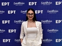 Klavdia:  Σαρώνει τα διεθνή charts με τη...