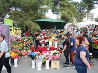 Εξήντα άδειες για την παραδοσιακή εμπορο...