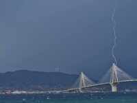 Kαιρός Βροχές και κεραυνοί στην Πάτρα- E...