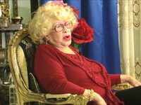 Στο νοσοκομείο η Καίτη Γκρέυ – Νοσηλεύεται στη ΜΕΘ