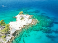 Η Σκόπελος, το ομορφότερo νησί για τους Γάλλους 