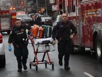 Πυροβολισμοί και εκρηκτικά στη Νέα Υόρκη...