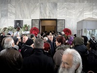 Αυτά είναι τα δύο τραγούδια που ακούστηκ...