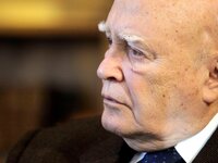 Κατσιφάρας: Η Ελλάδα έχασε έναν ξεχωριστό πολιτικό