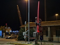 Οι μπάρες του προαστιακού στο ύψος της Ν...