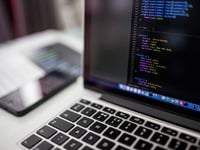 Πάτρα: Χωρίς τηλέφωνο και internet το Ακταίο