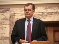 Πέθανε ο Δημήτρης Κρεμαστινός - Έδωσε μά...