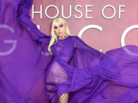 Η Lady Gaga μπήκε για τα καλά μέσα στο ρ...