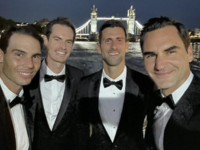 Η σέλφι του Ρότζερ Φέντερερ με τα 60.000...