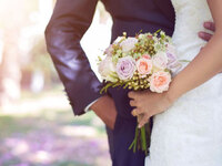 Κρήτη: Έπεσε «σύρμα» όταν η νύφη σηκώθηκ...