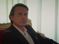 Να μ’ αγαπάς: Η ταυτότητα του Άγγελου απ...