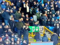 Εμετική χειρονομία οπαδού της Έβερτον γι...