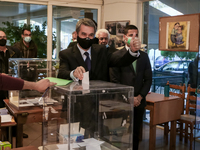 Εκλογές ΚΙΝΑΛ: Ψήφισε ο Ανδρέας Λοβέρδος