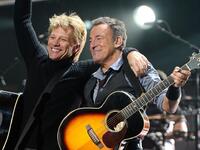 Διαδικτυακή συναυλία για την πανδημία με...