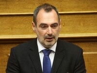 Δριμεία επίθεση Κατσανιώτη σε Πελώνη- &q...