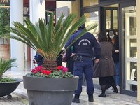 Πάτρα: "Σαρώνουν" τα κλιμάκια ...