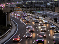 Τέλη κυκλοφορίας: Με το «σταγονόμετρο» ο...