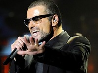 Κάνει πρεμιέρα το ντοκιμαντέρ για τον Τζορτζ Μάικλ