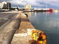 Πάτρα: Πλοίο προσέκρουσε στο παλιό λιμάν...