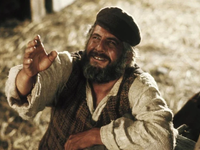 Τζεμ Τοπόλ: Πέθανε ο «Βιολιστής στη Στέγη»