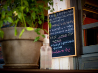 Εβδομάδα με νέα περιοριστικά μέτρα για τ...