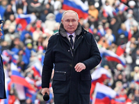 Βλαντιμίρ Πούτιν: Απειλεί με πυρηνικά κα...