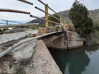 Σε πλήρη εγκατάλειψη το γεφύρι της Στροφ...