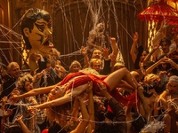 Babylon: Στα αχαλίνωτα wild parties του ...