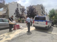 Πάτρα: Φορτηγό γέμισε με λάδια την Ιωνία...