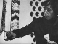 Εικονική περιήγηση στην έκθεση της χαράκ...