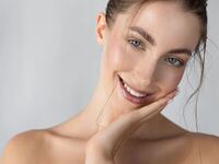 Αντιγήρανση: Τροφές και βιταμίνες που πρ...