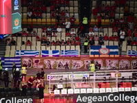 Ολυμπιακός - Παναθηναϊκός: Γέμισε ελληνι...