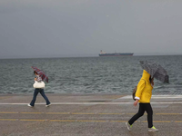 Καιρός: Βροχές, καταιγίδες και θυελλώδει...