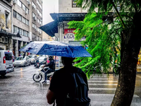 Καιρός σήμερα: Βροχές και καταιγίδες στα...