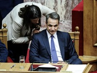 Τι στ’ αλήθεια συμβαίνει με την κατάργησ...