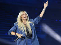 Άννα Βίσση: Γυρνάει σελίδα αφήνοντας πίσ...