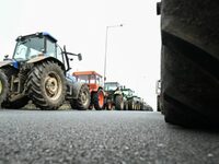 Με πούλμαν στην Αθήνα οι αγρότες της Αχα...