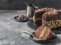 Απολαύστε το πιο βελούδινο κέικ σοκολάτα...