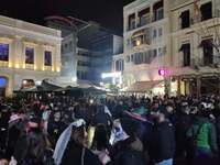 Πανικός στο κέντρο της Πάτρας  τα ξημερώ...