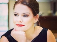 Η διακεκριμένη υψίφωνος Βασιλική Καραγιά...