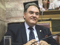 Σαρηγιάννης στο thebest: «Τον Οκτώβριο θ...